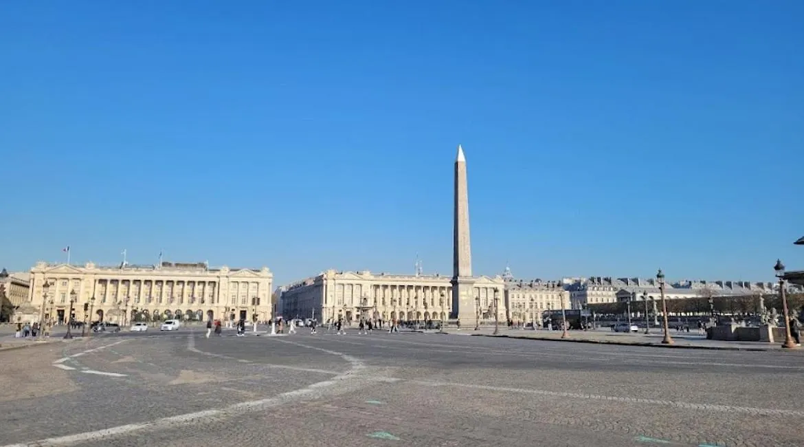 Suite Elysee Concorde Paris 8E